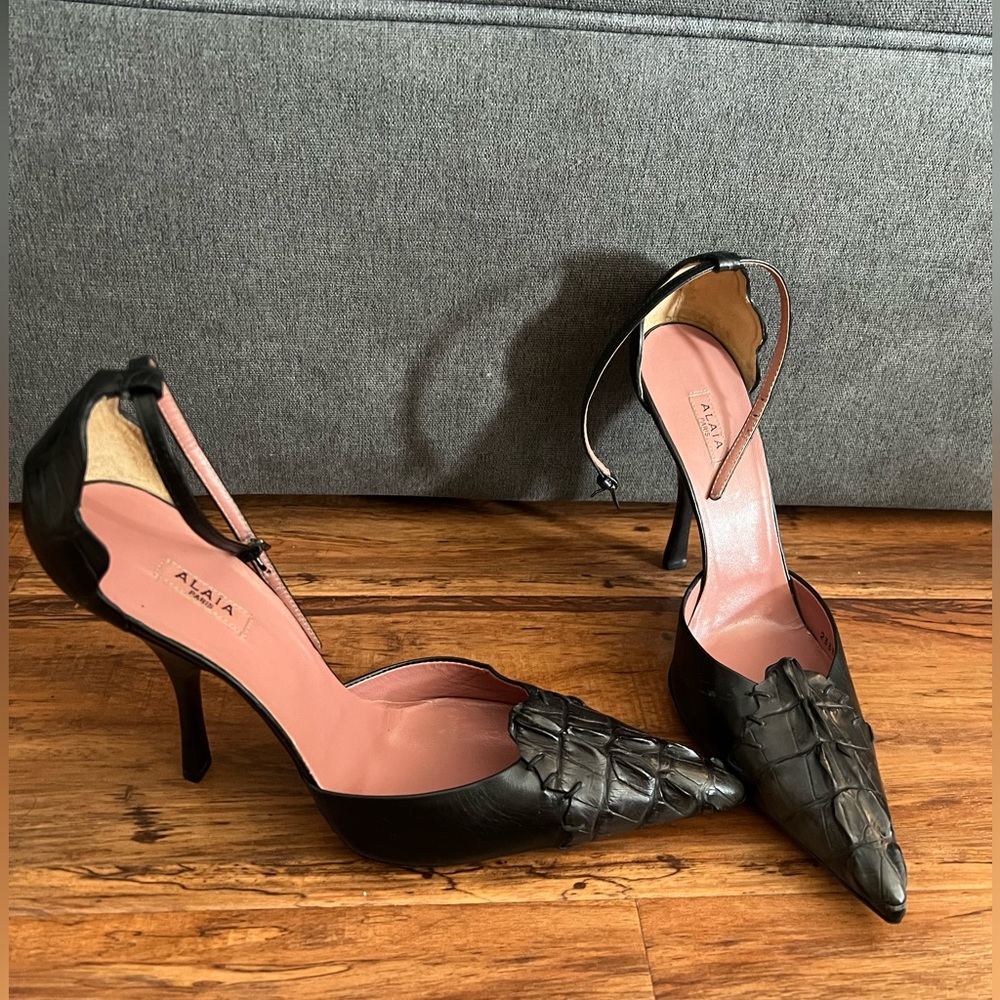 Vintage Designer Alaia Paris Black Heels